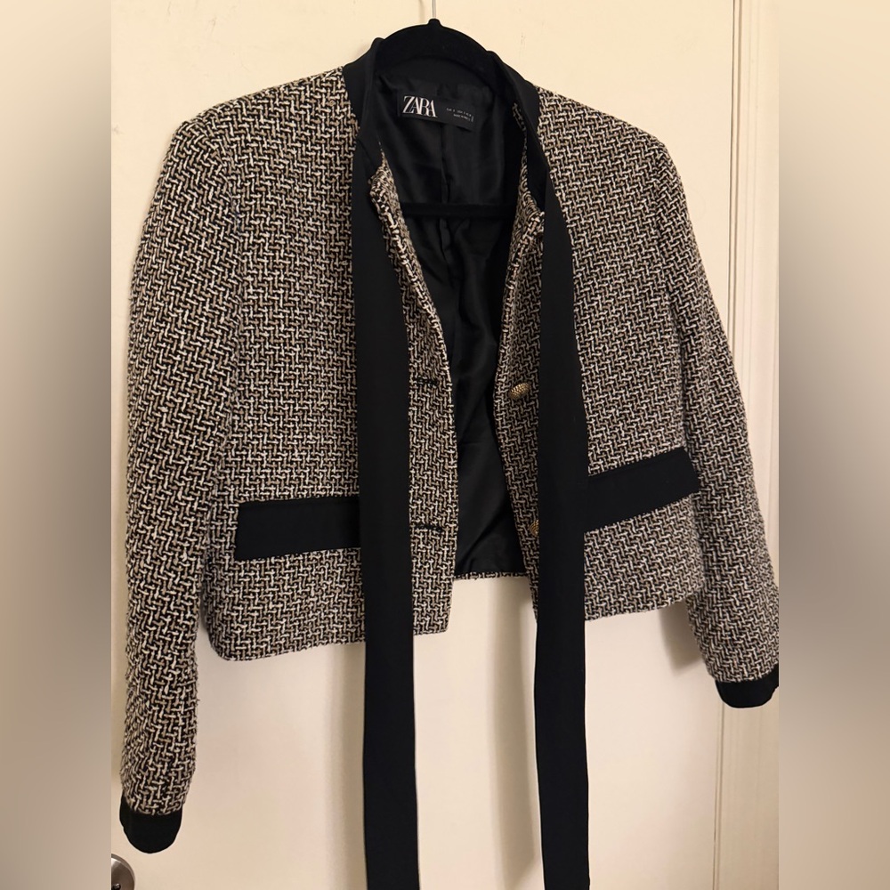 Zara Black and Cream Textured Blazer
